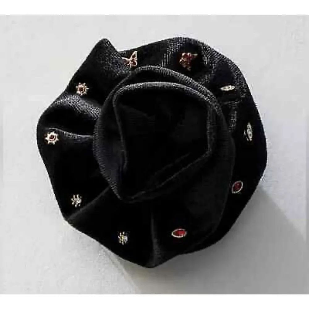 Brand New FREE PEOPLE Rosette Stud Pack Pink mauve rose nwt one size